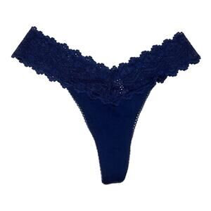 Victoria’s Secret Eyelet Lace Thong Panty Size Medium